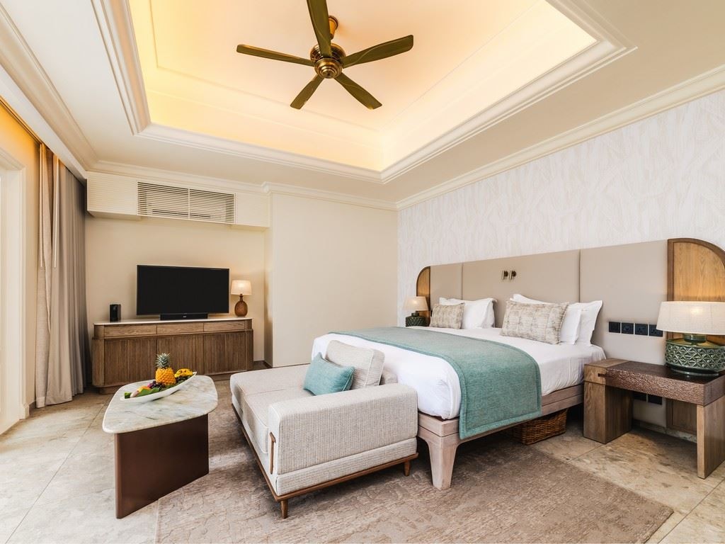 rooms-luxury-suite-pool-villa