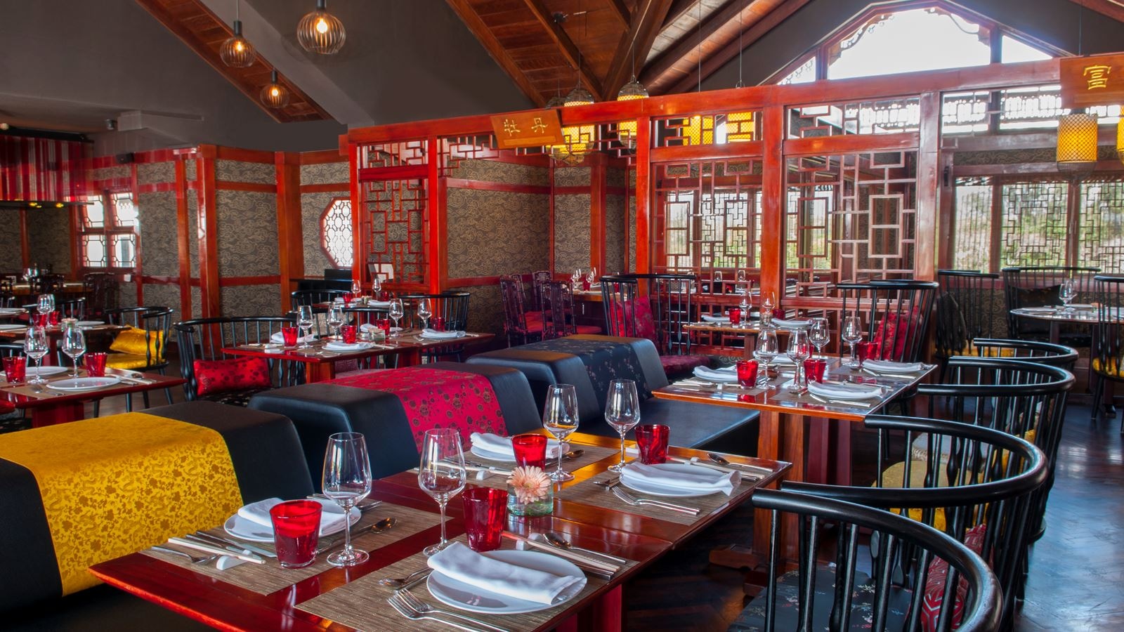 restaurants-ming-court