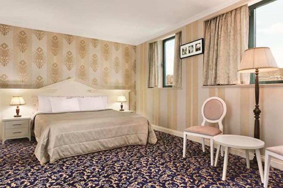 rooms-standard-room-garden-view