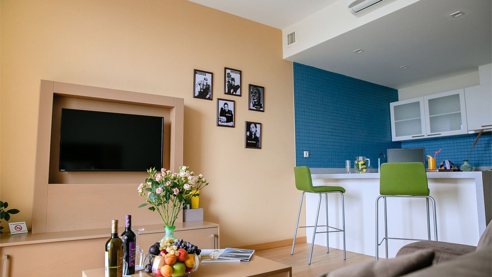 rooms-sea-view-studio-room-with-smoking-terrace