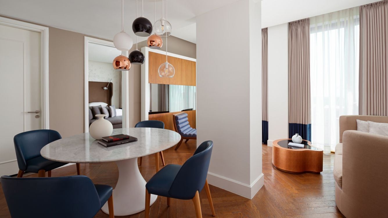 rooms-terrace-suite-king