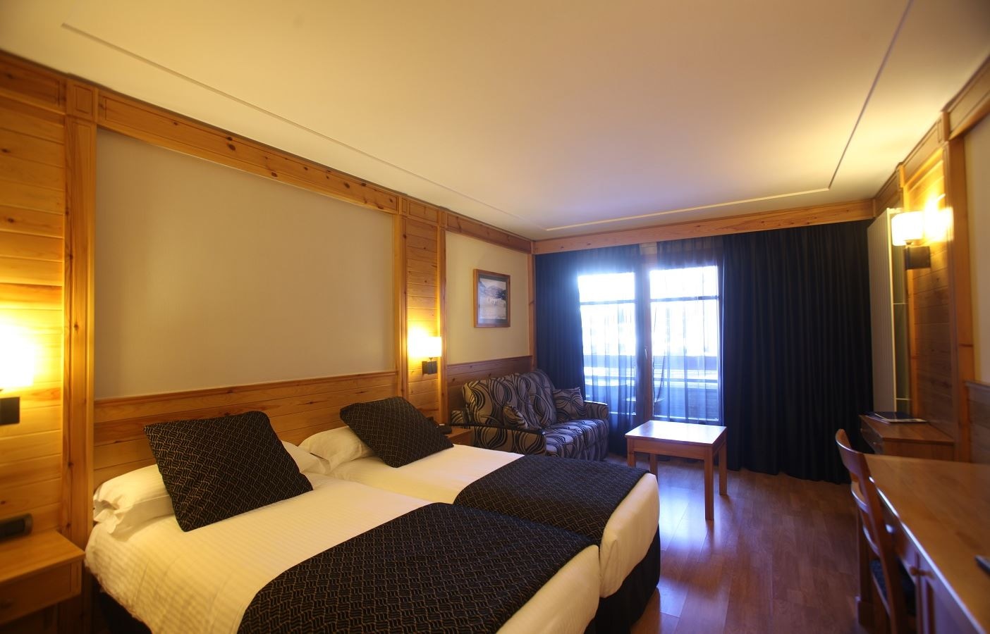 rooms-double-slope-view