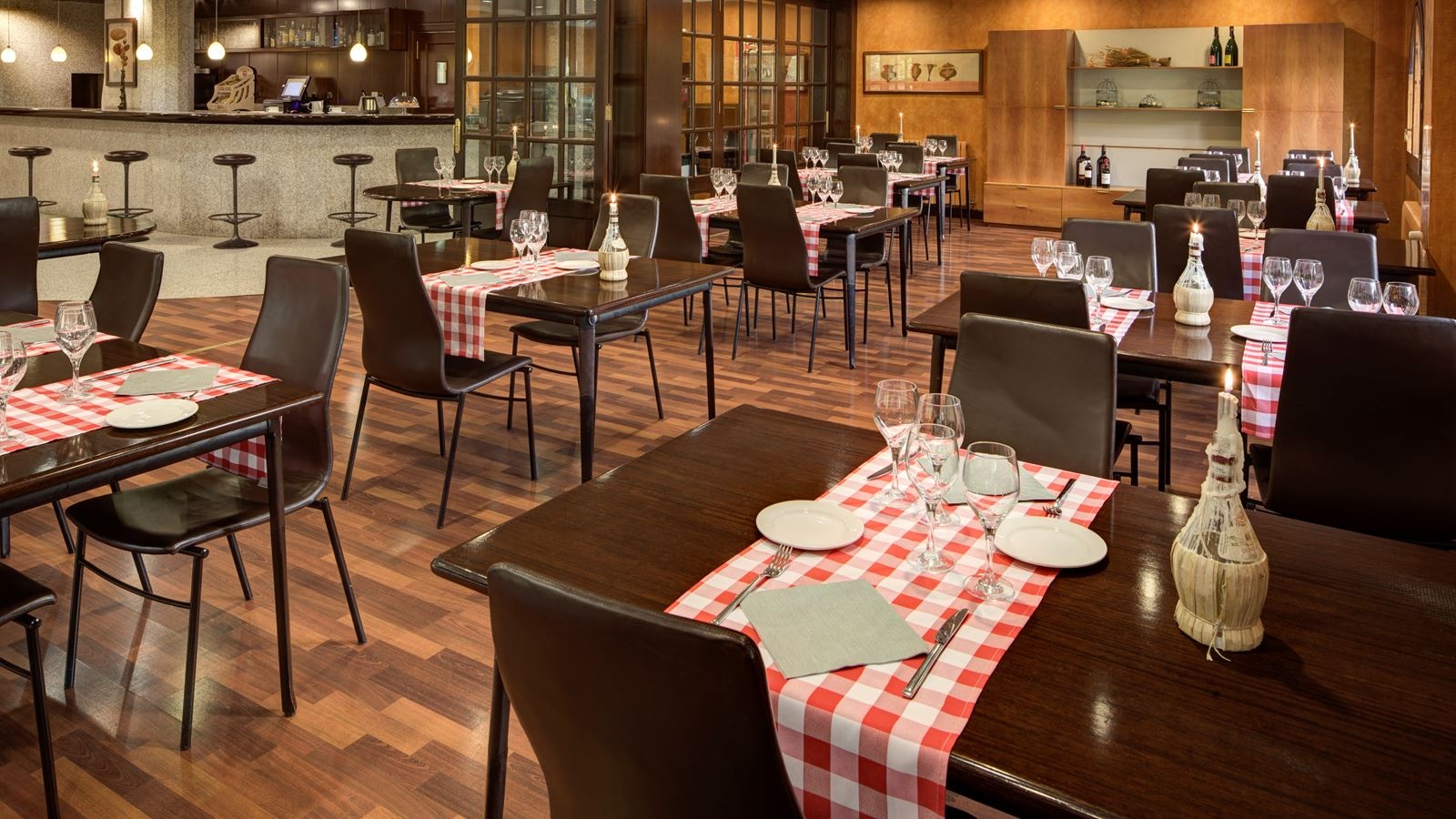 restaurants-both-hotels