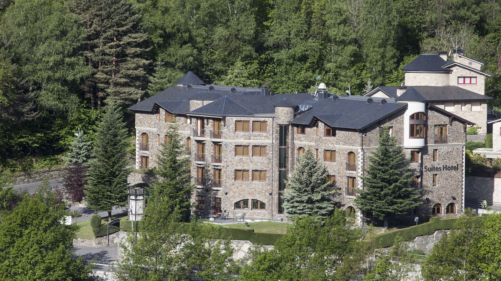 general-annex-building