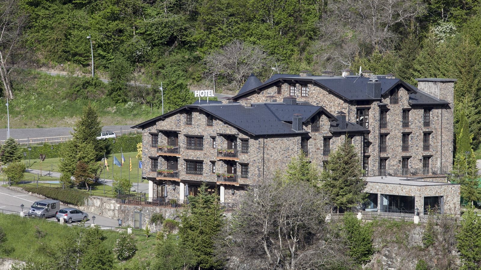 general-main-building