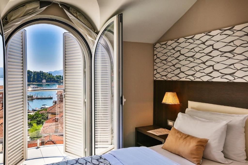 rooms-junior-suite-sea-view