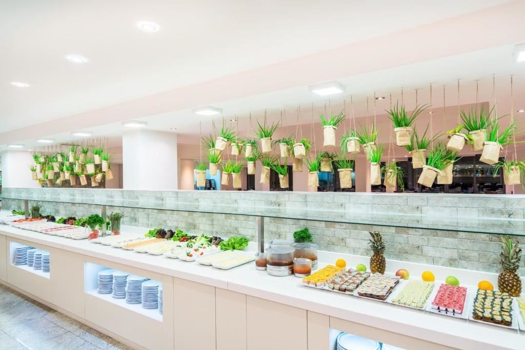 restaurants-restaurants