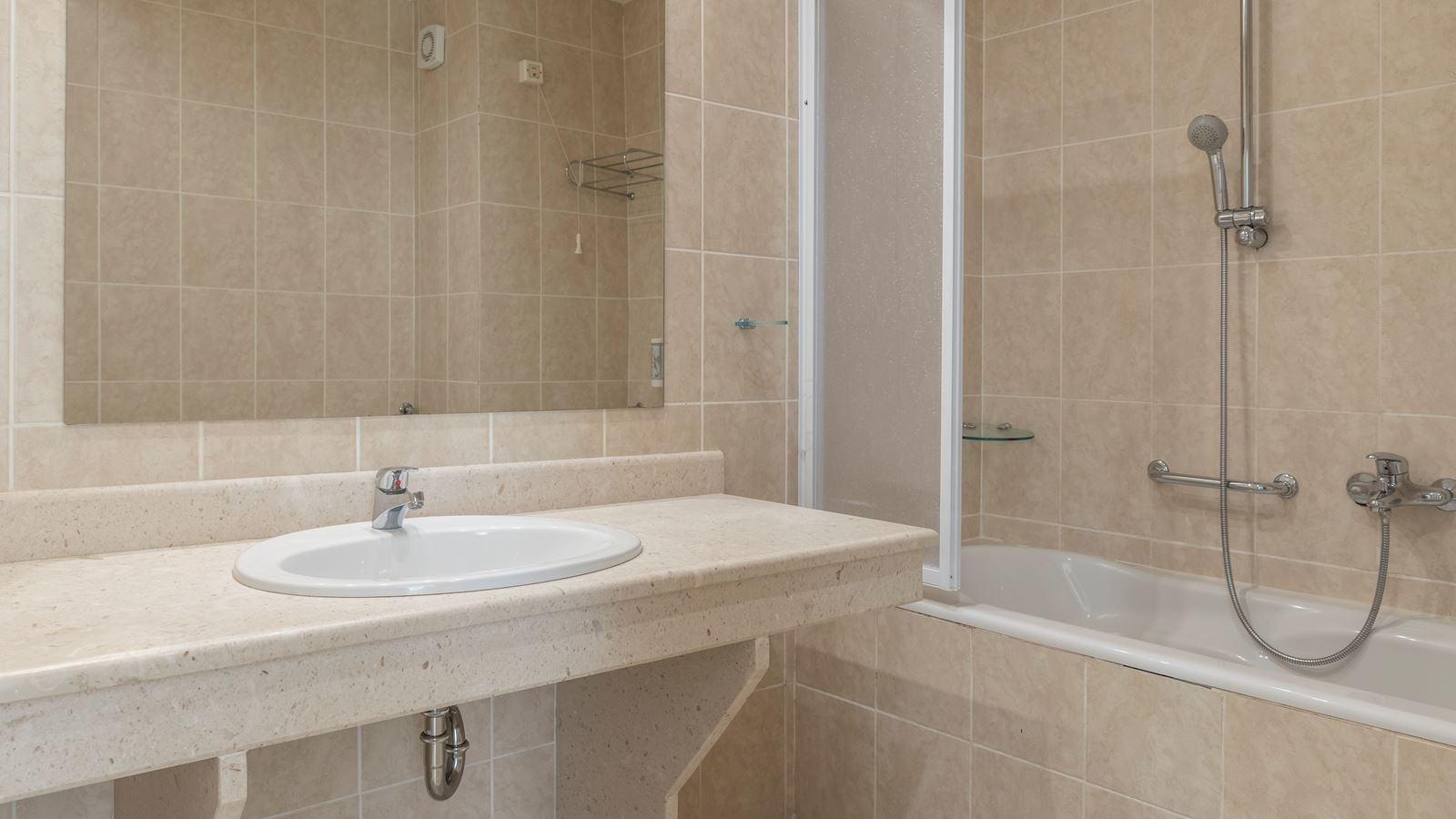 rooms-family-room-kids-free