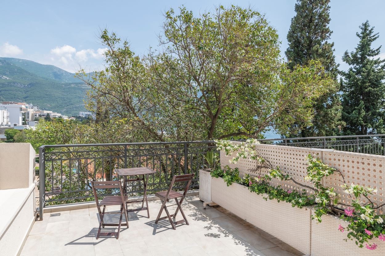 rooms-double-room-garden-view-priority-location