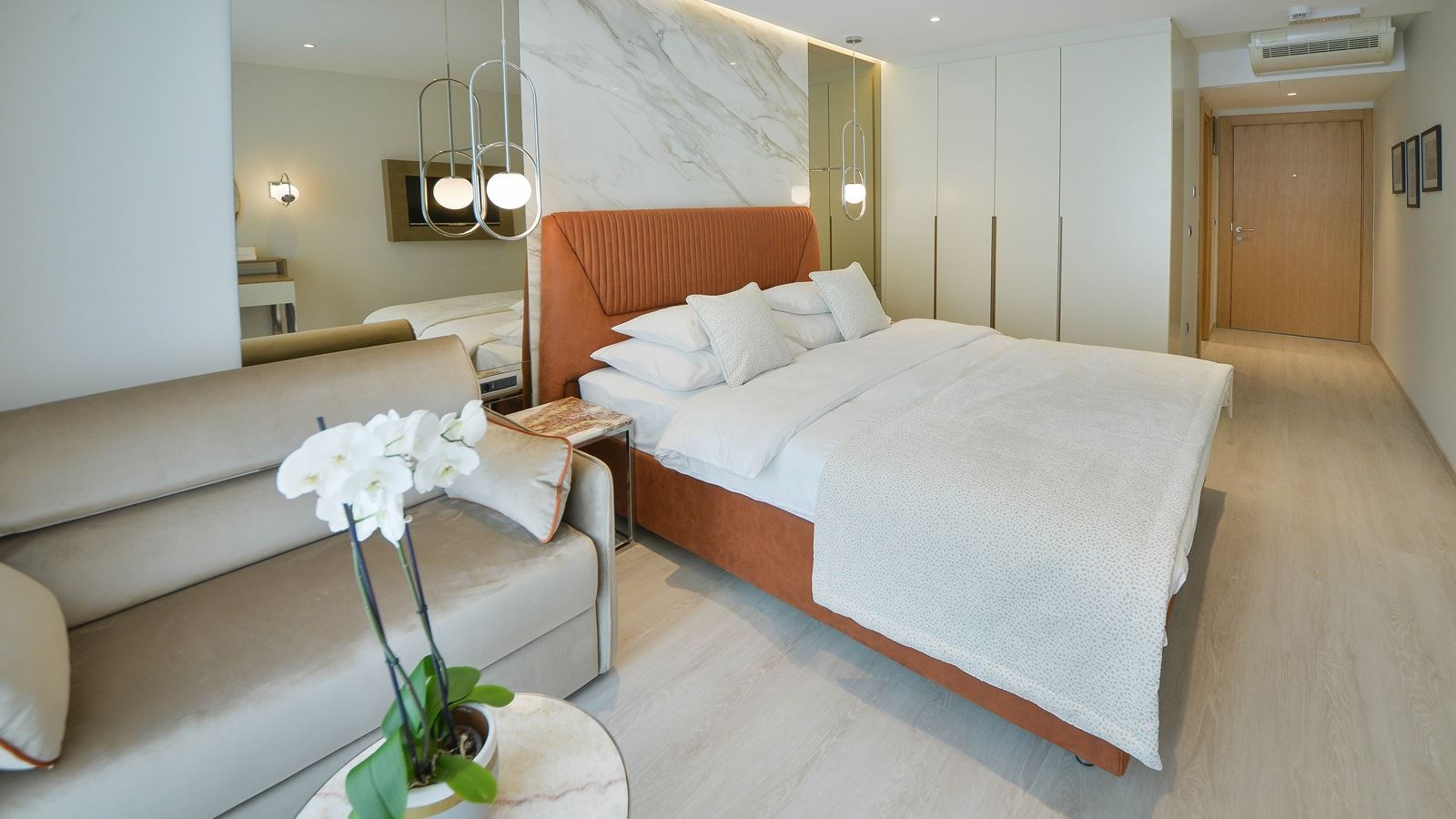 rooms-superior-room-with-french-balcony-single-use