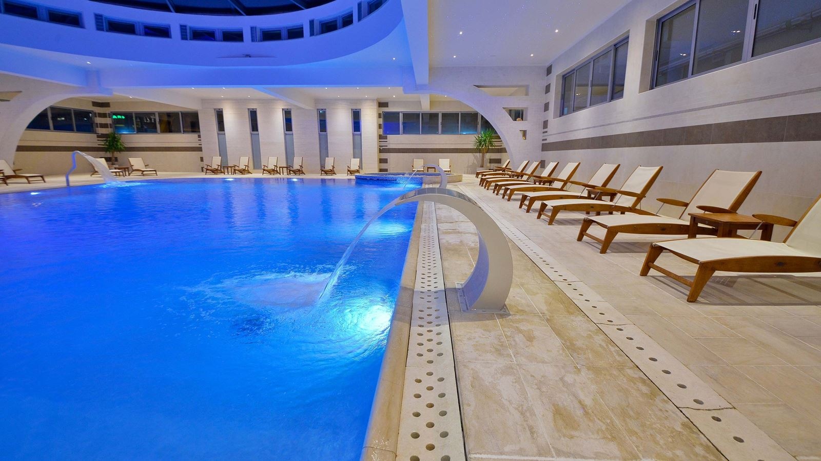 pools-indoor-pool