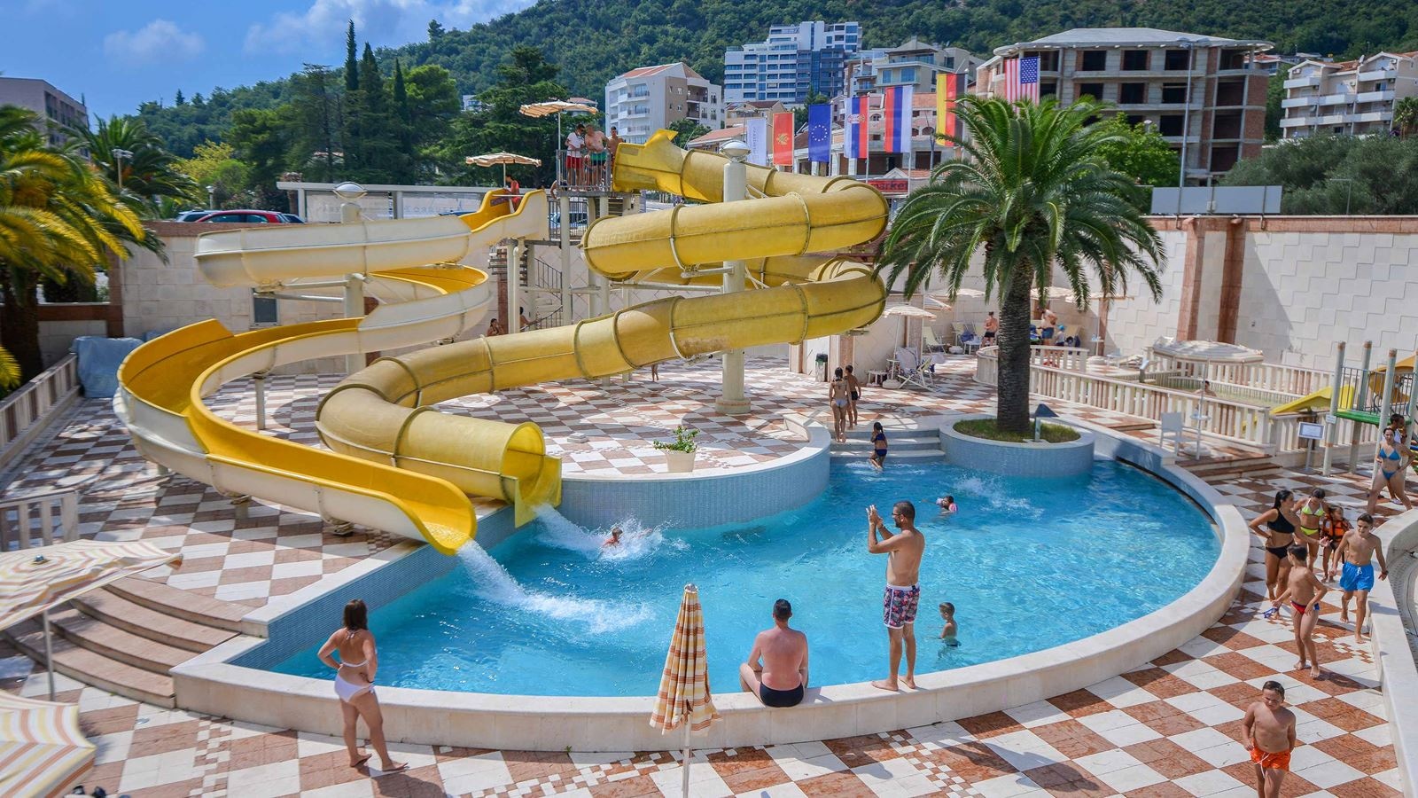 pools-outdoor-childrens-pool