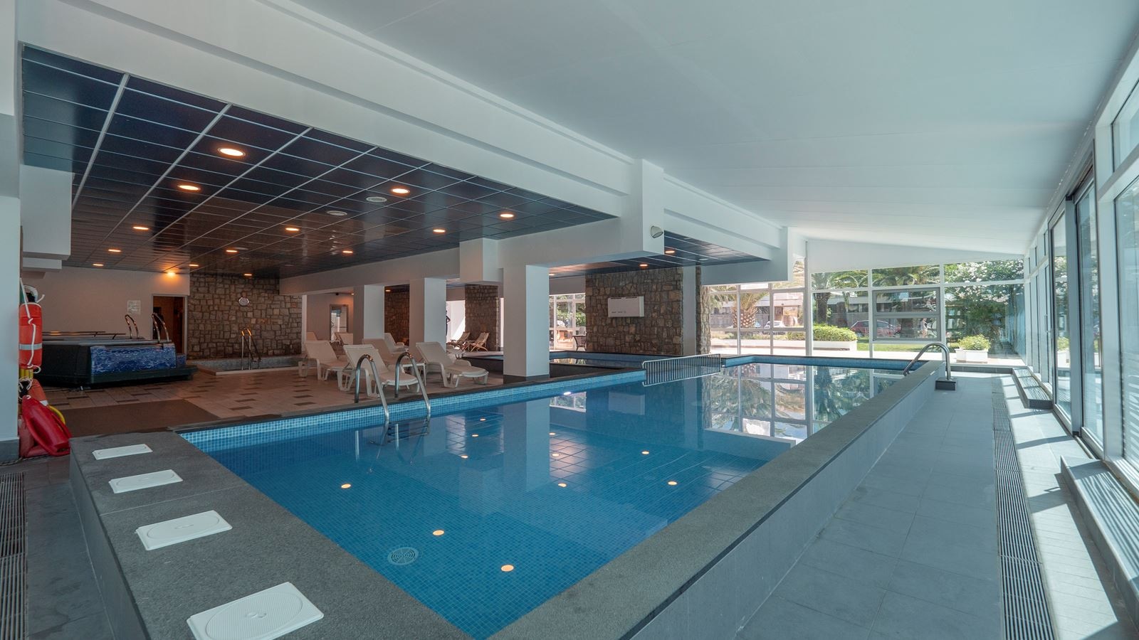 pools-indoor-pool