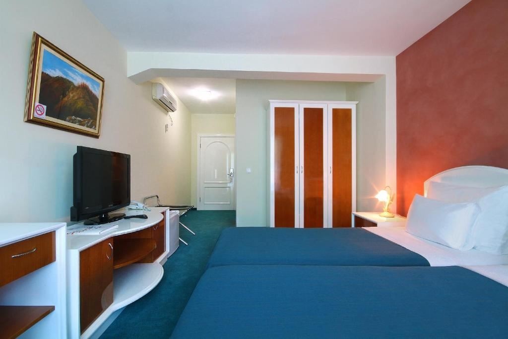 rooms-double-room