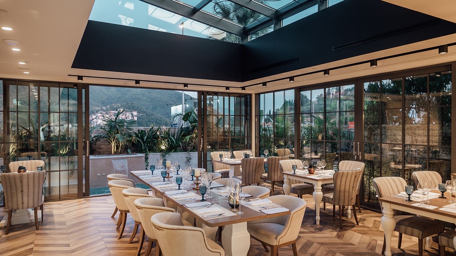 restaurants-bocasa-beach--restaurant