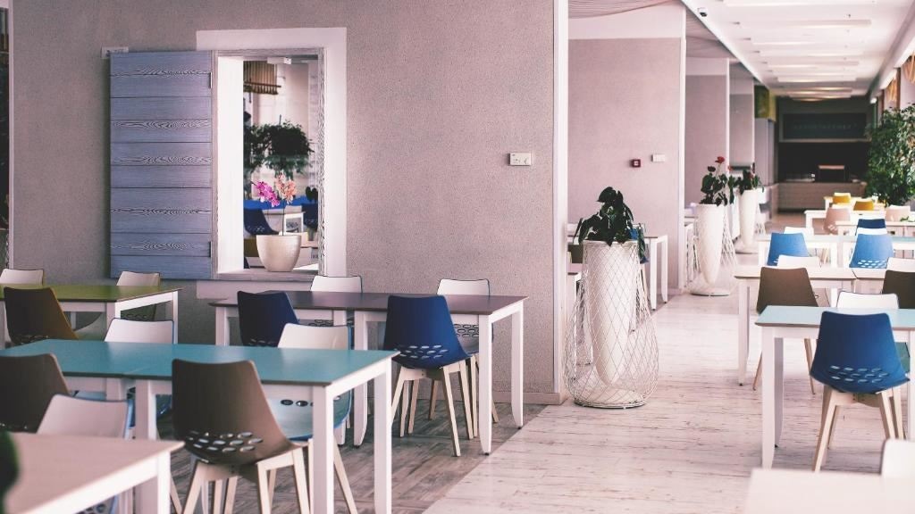 restaurants-restaurants