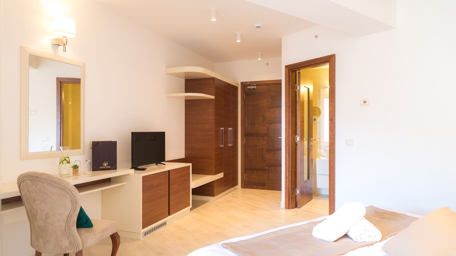 rooms-superior-double-room-extra-bed