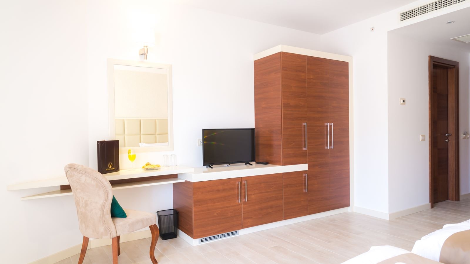 rooms-superior-double-room-extra-bed