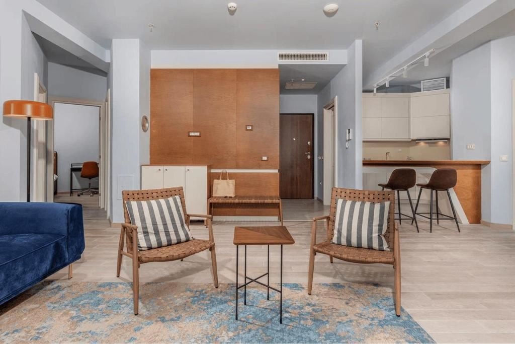 rooms-three-bedroom-apartment-with-sea-view