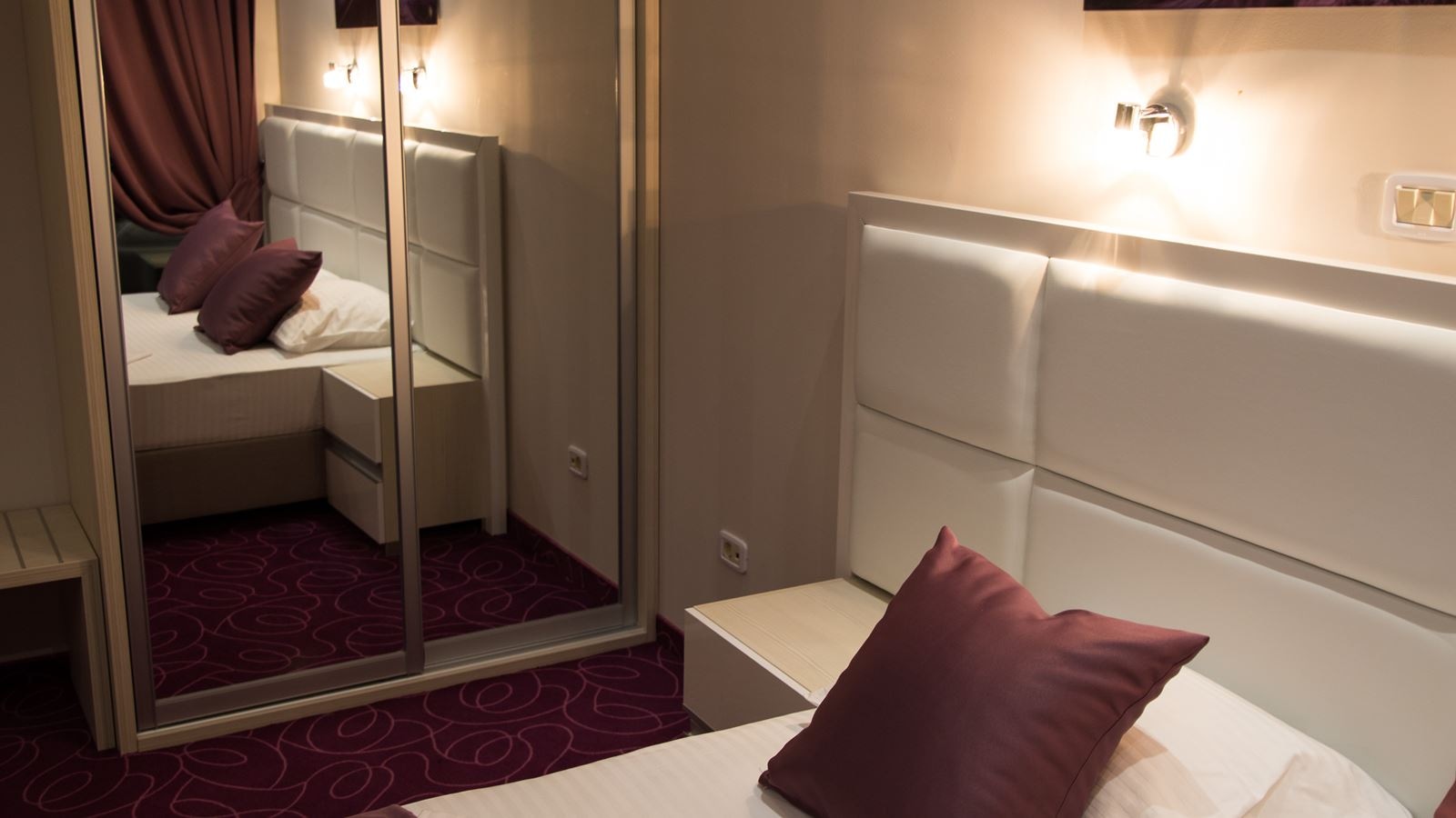 rooms-two-bedroom-apartment-sea-view