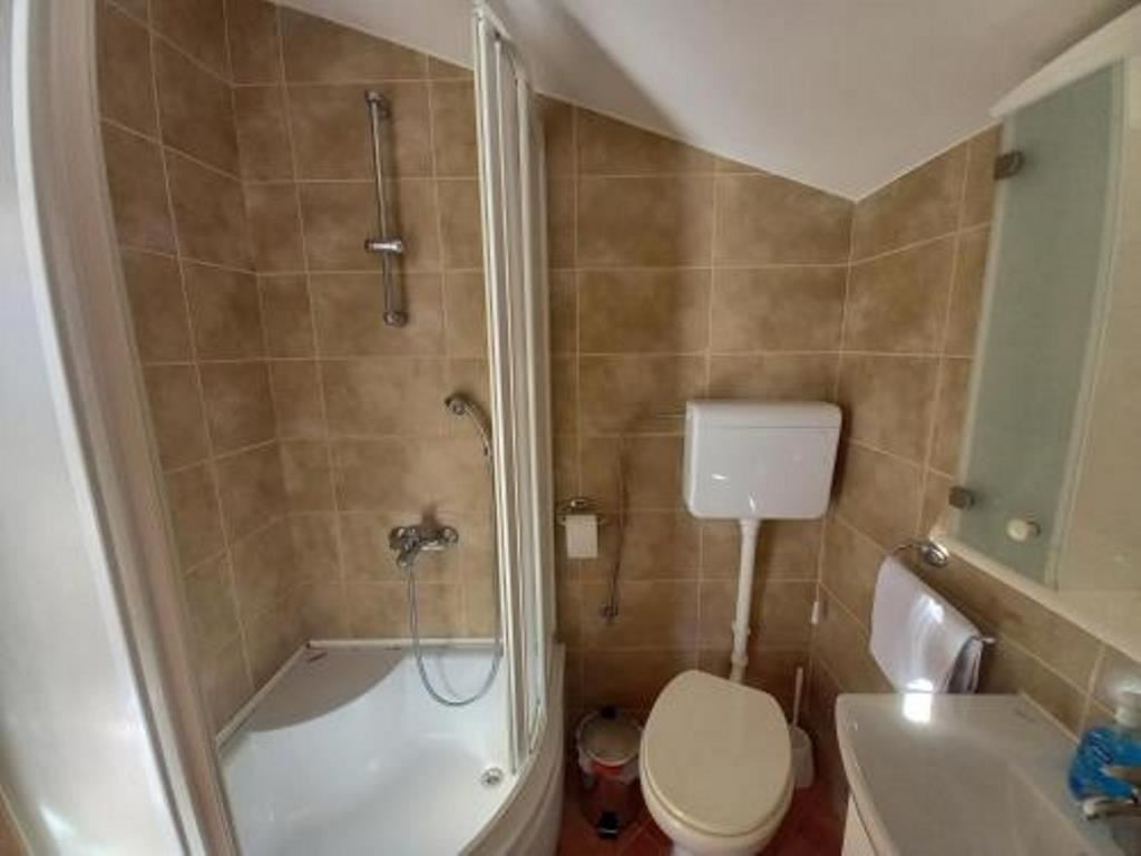 rooms-two-bedroom-apartment-sea--view