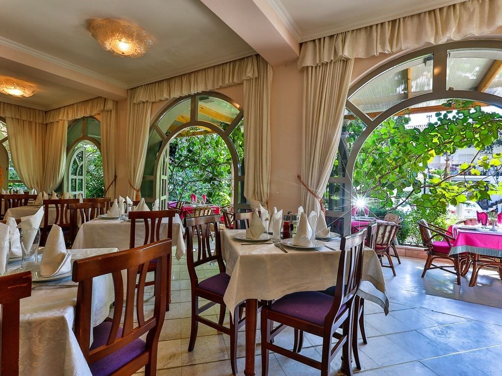 restaurants-villa-velzon