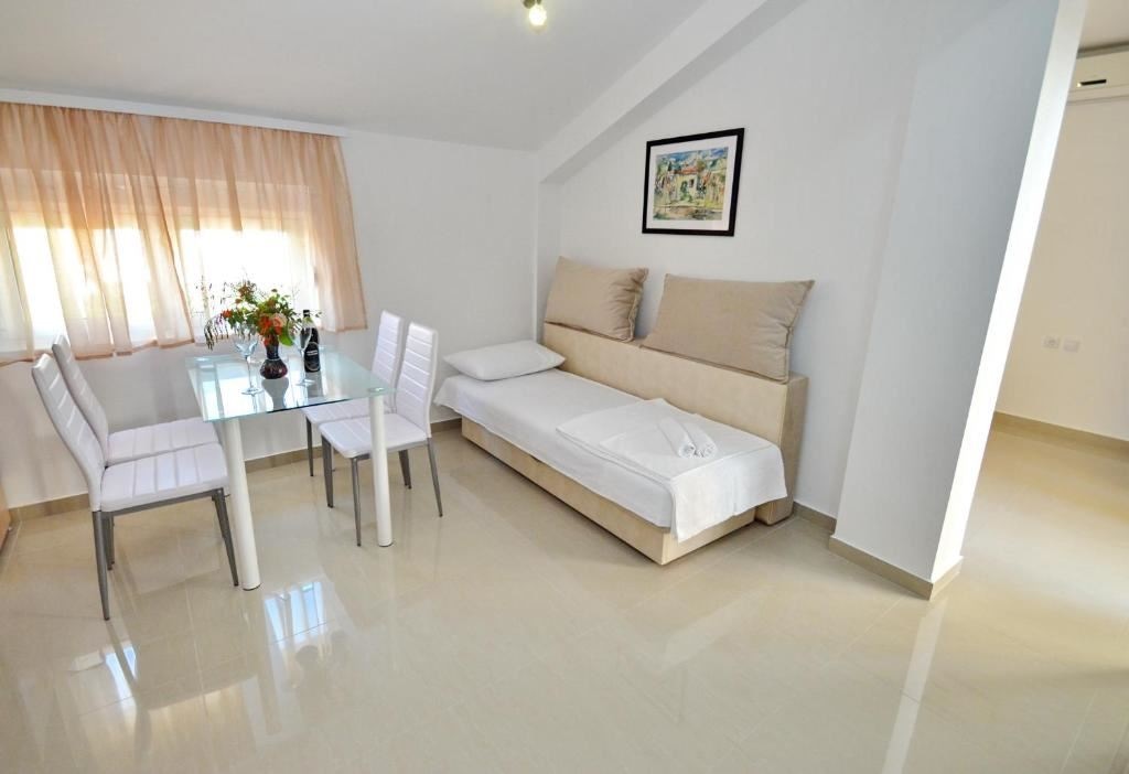 rooms-luxury-apartment-4-pax