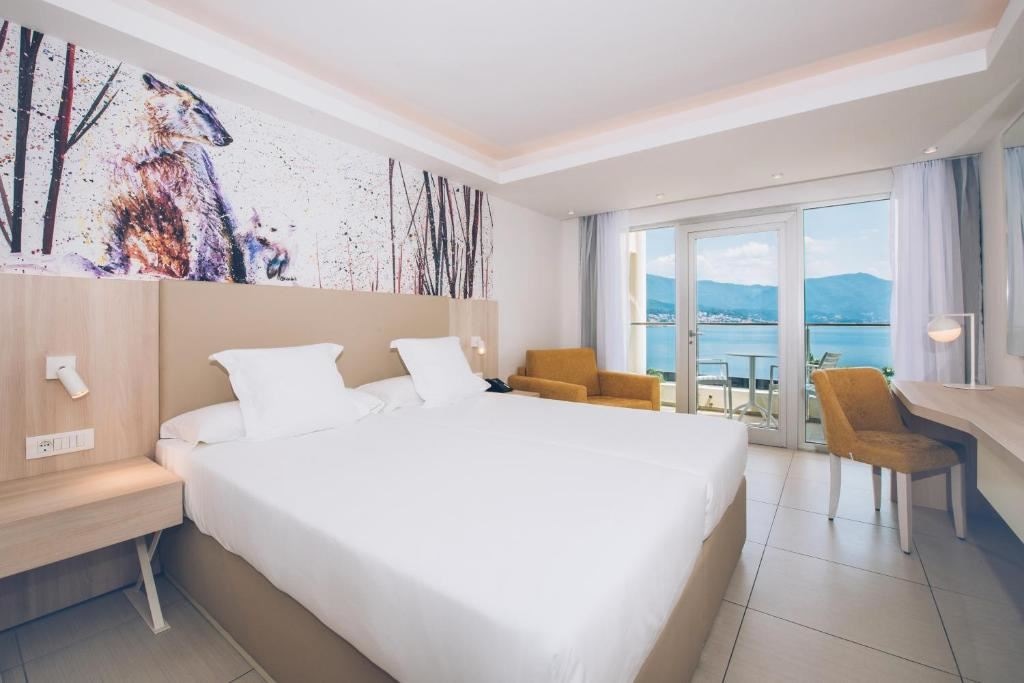 rooms-double-room-sea-view