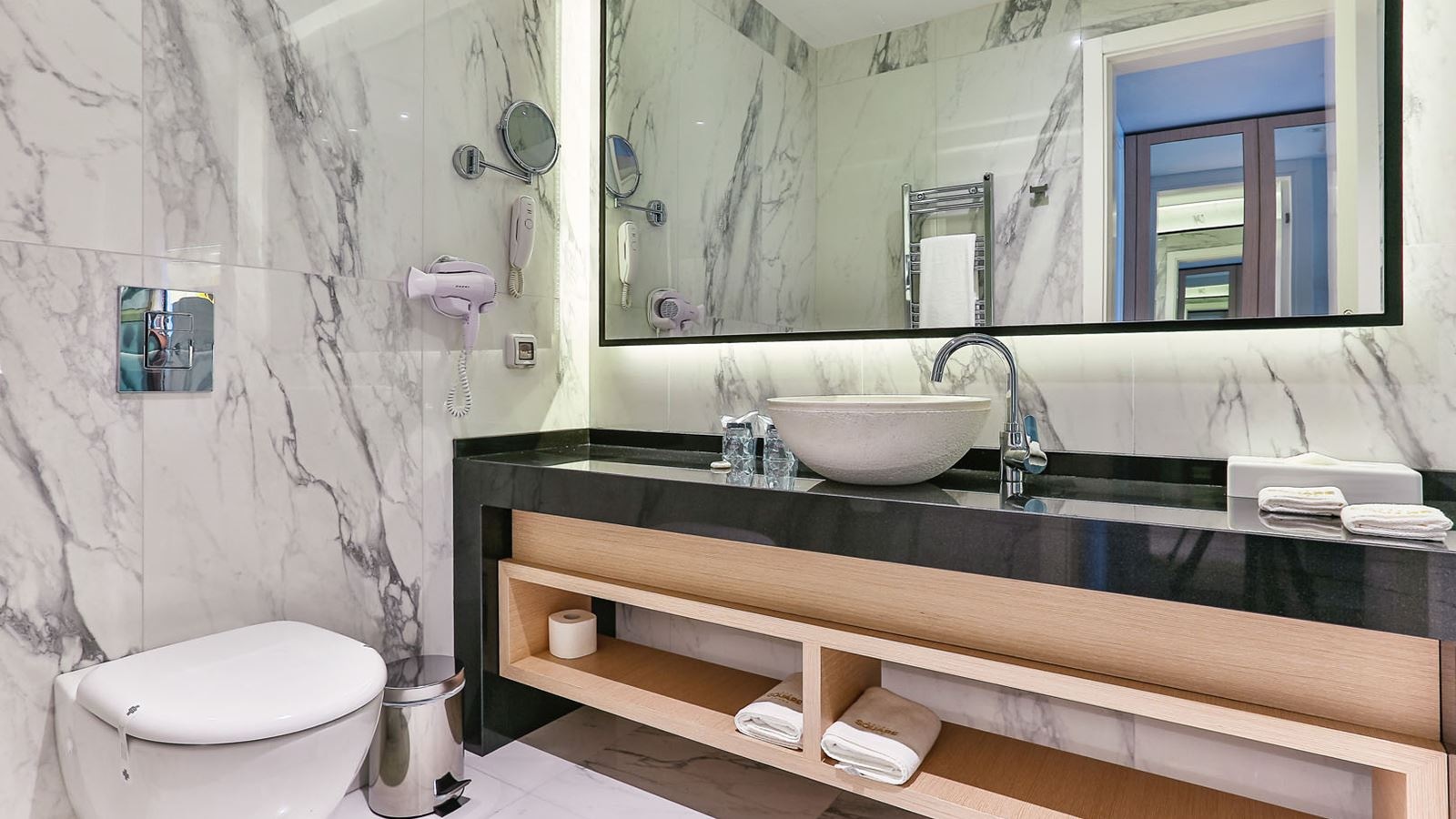 rooms-standard-double-room