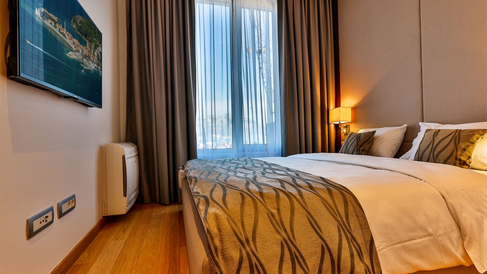 rooms-deluxe-apartment