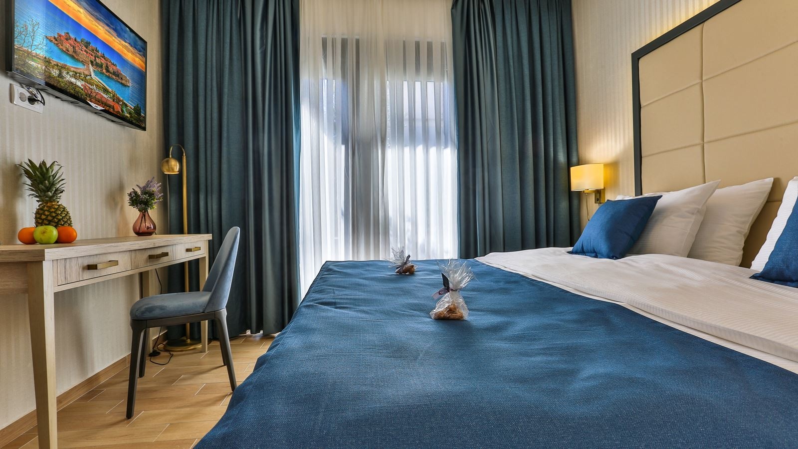 rooms-standard-double-room-mountain-view-single-use