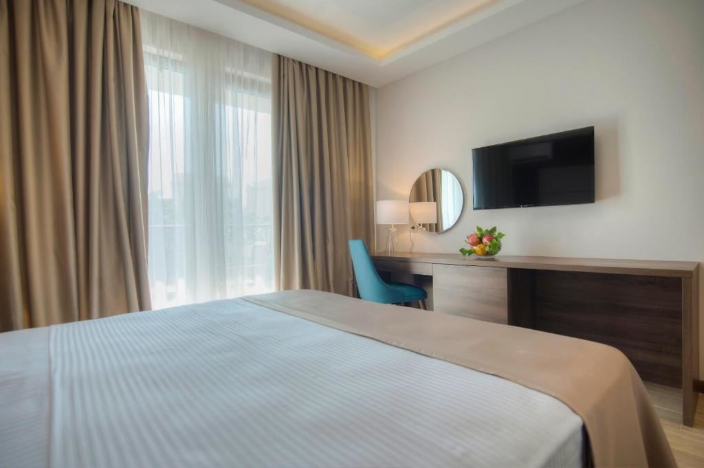 rooms-standard-double-room