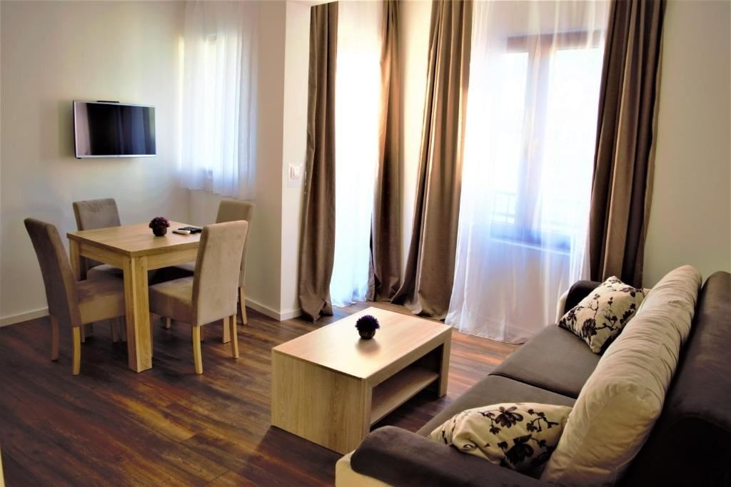 rooms-apartment-2+1-pax