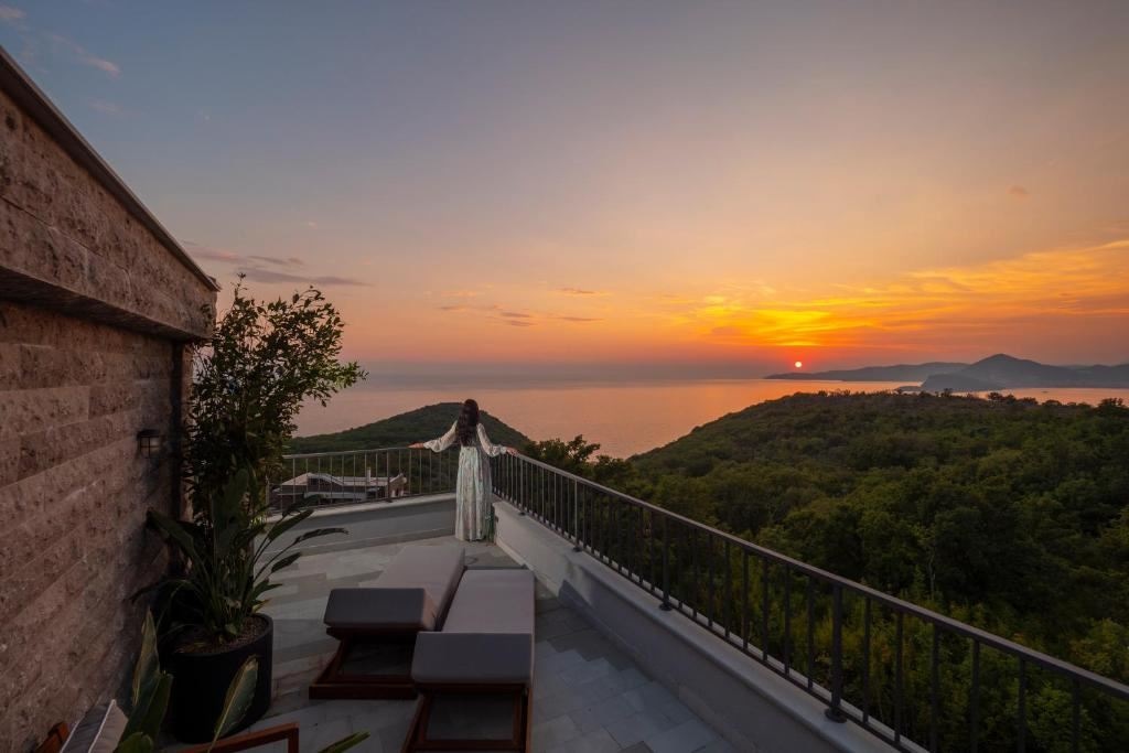 rooms-connecting-room-with-big-terrace-4-pax