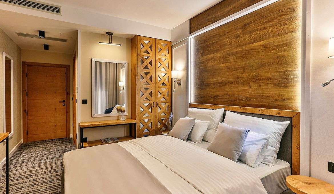 rooms-standard-double-room