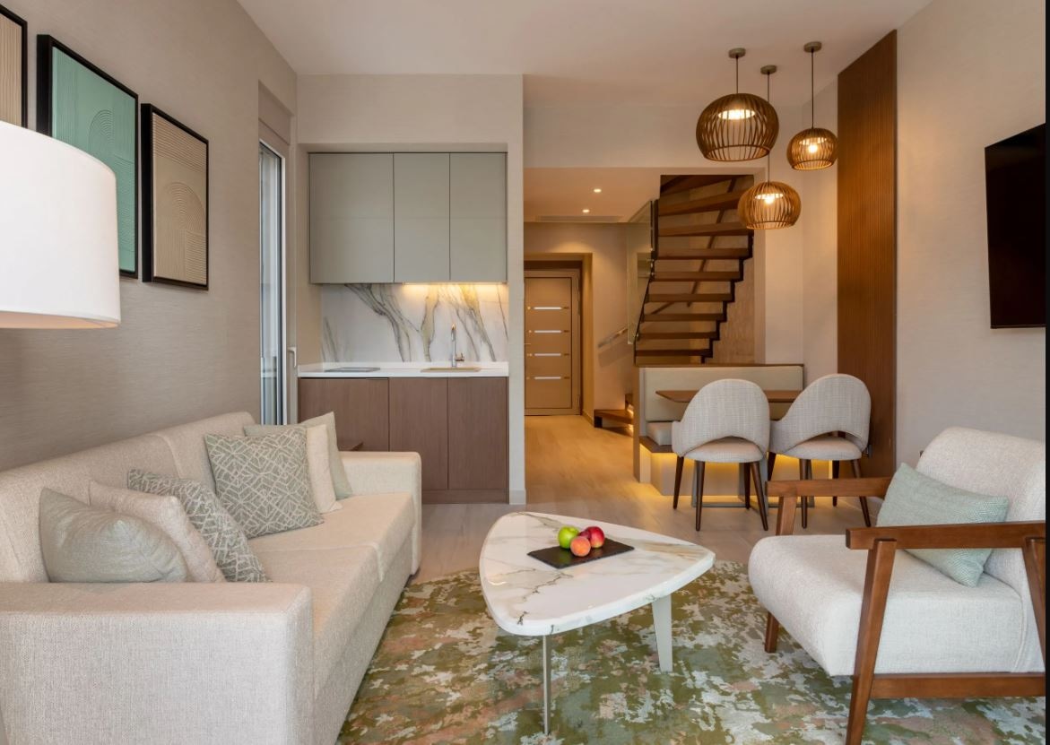 rooms-4-bedroom-apartment-with-hot-tub-deluxe