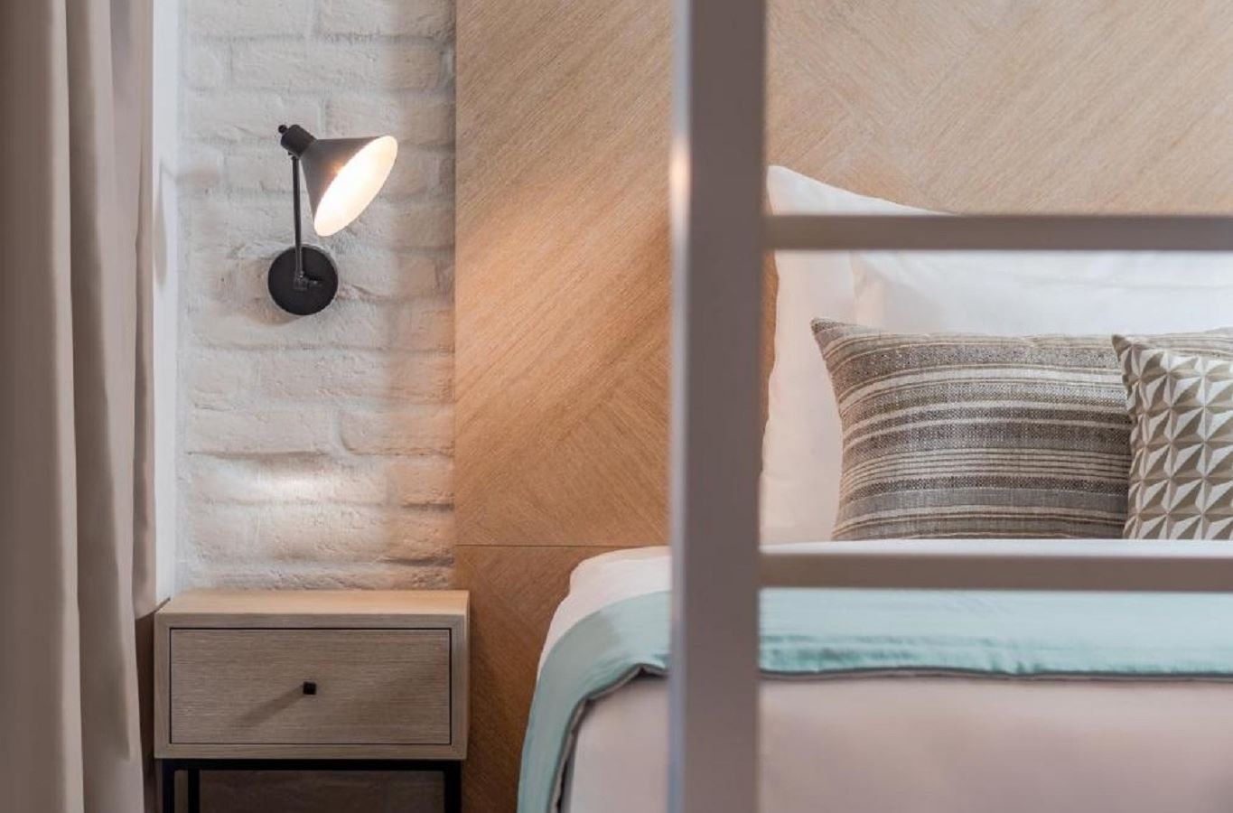 rooms-studio-park-view-balcony-contemporary-building