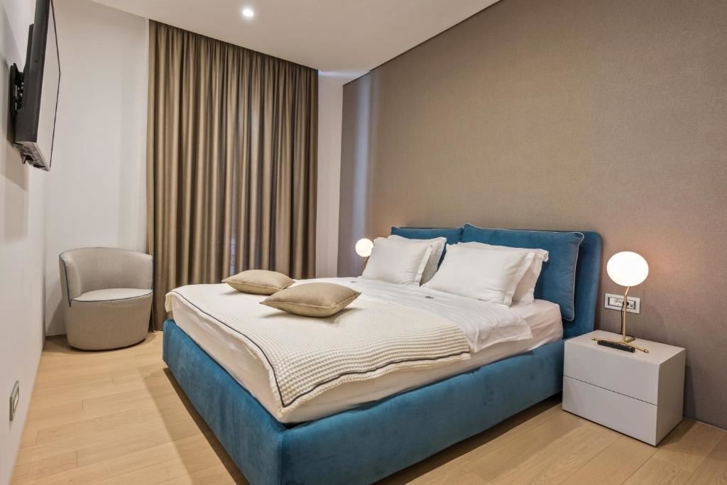 rooms-two-bedrooms-deluxe-residence-sea-side-line