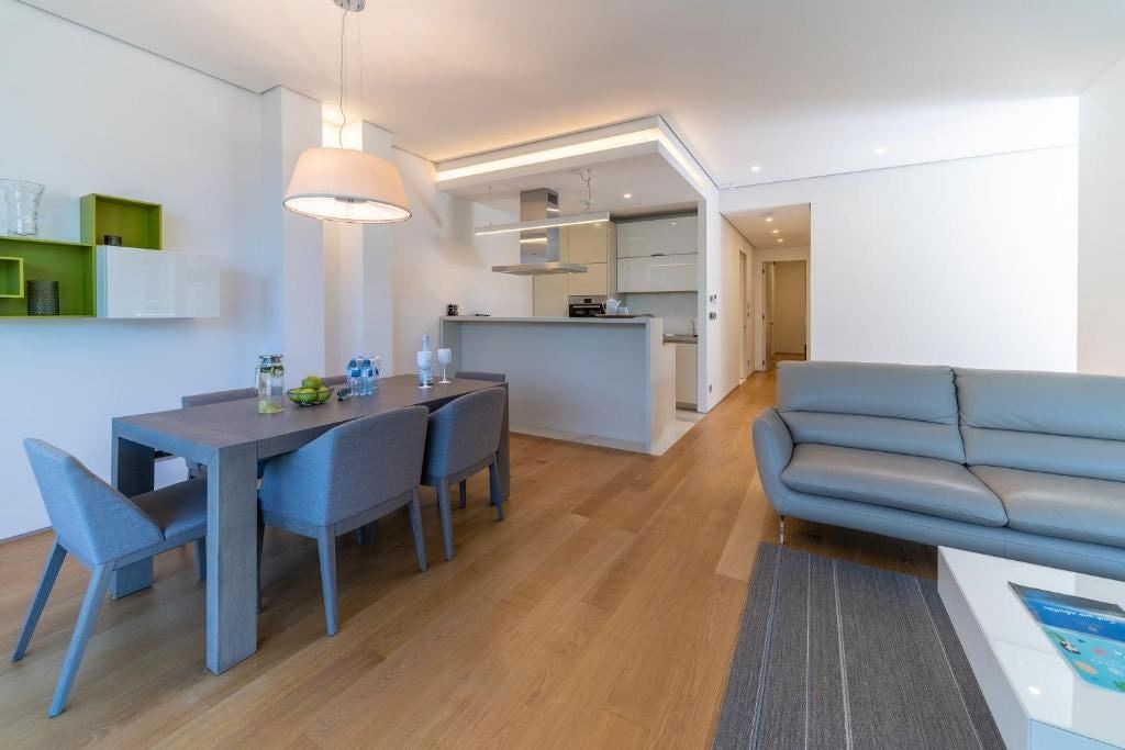 rooms-two-bedrooms-residence-garden-line