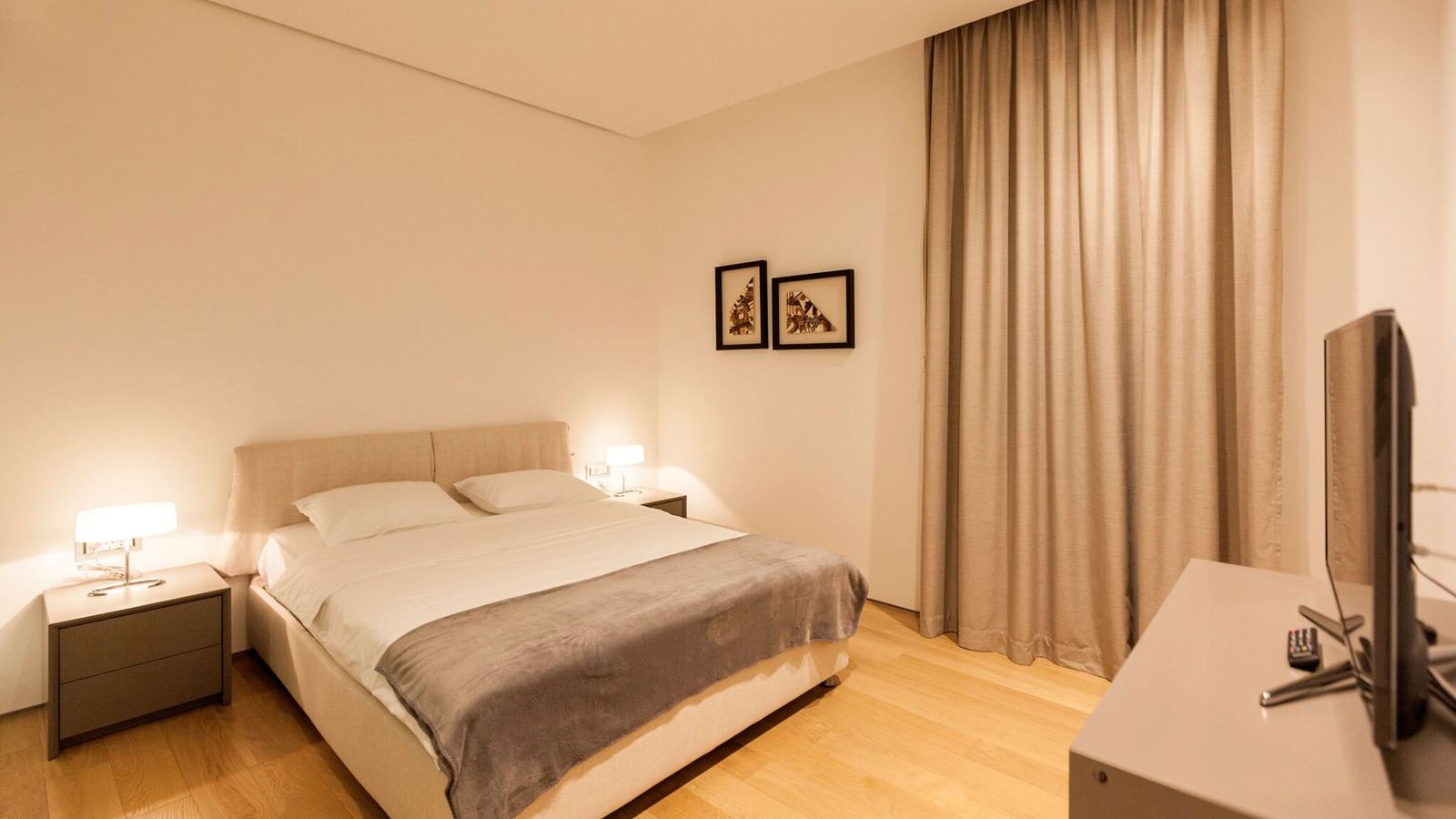 rooms-one-bedroom-residence-garden-line