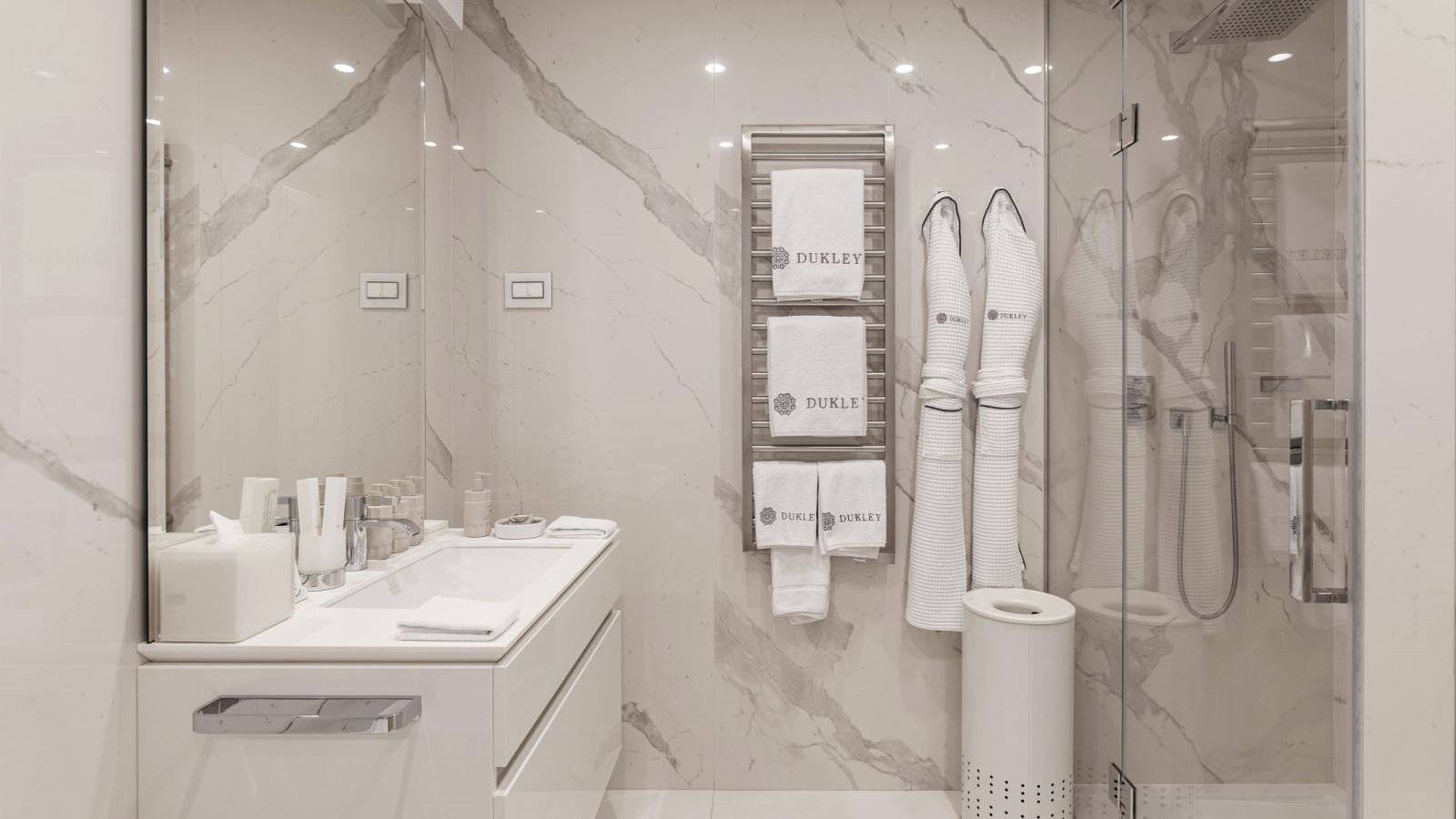 rooms-three-bedrooms-residence-sea-view-sunny-hill-line