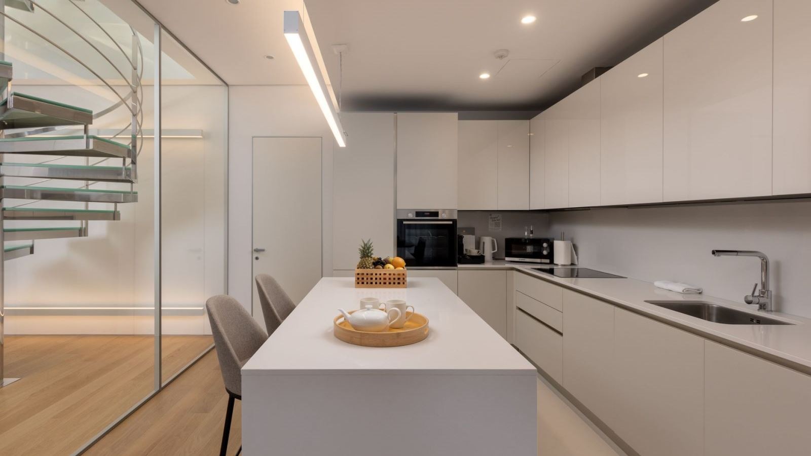 rooms-four-bedrooms-penthouse-garden-line