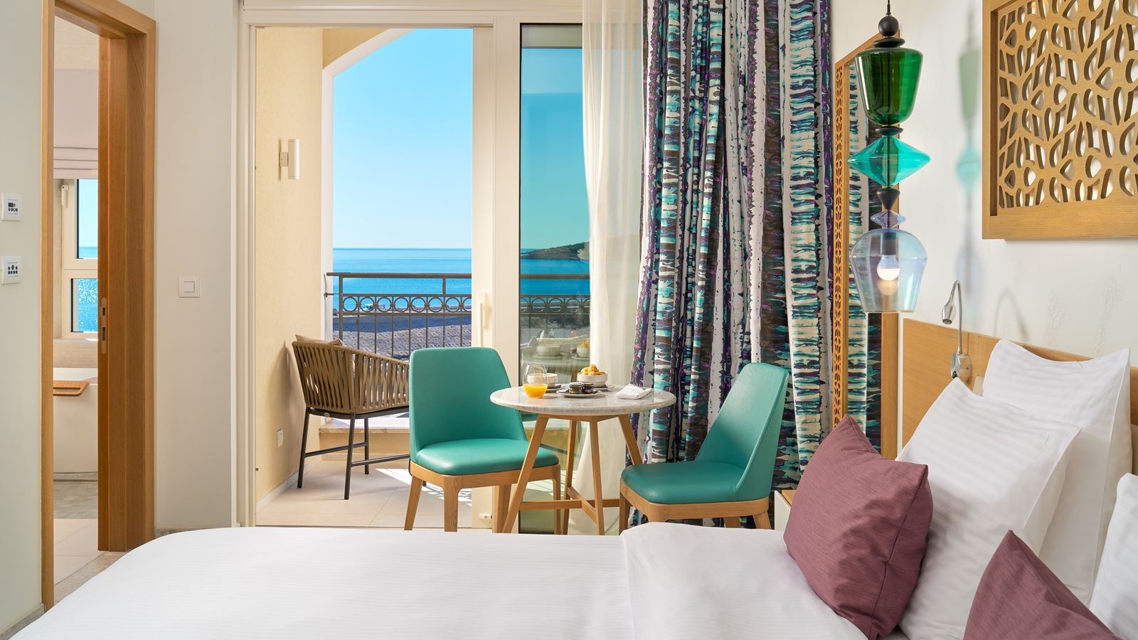 rooms-grand-deluxe-room