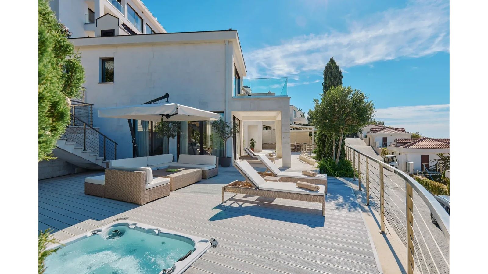 rooms-adriatic-villa-with-jacuzzi-sea-view