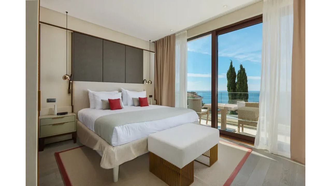 rooms-adriatic-villa-with-jacuzzi-sea-view