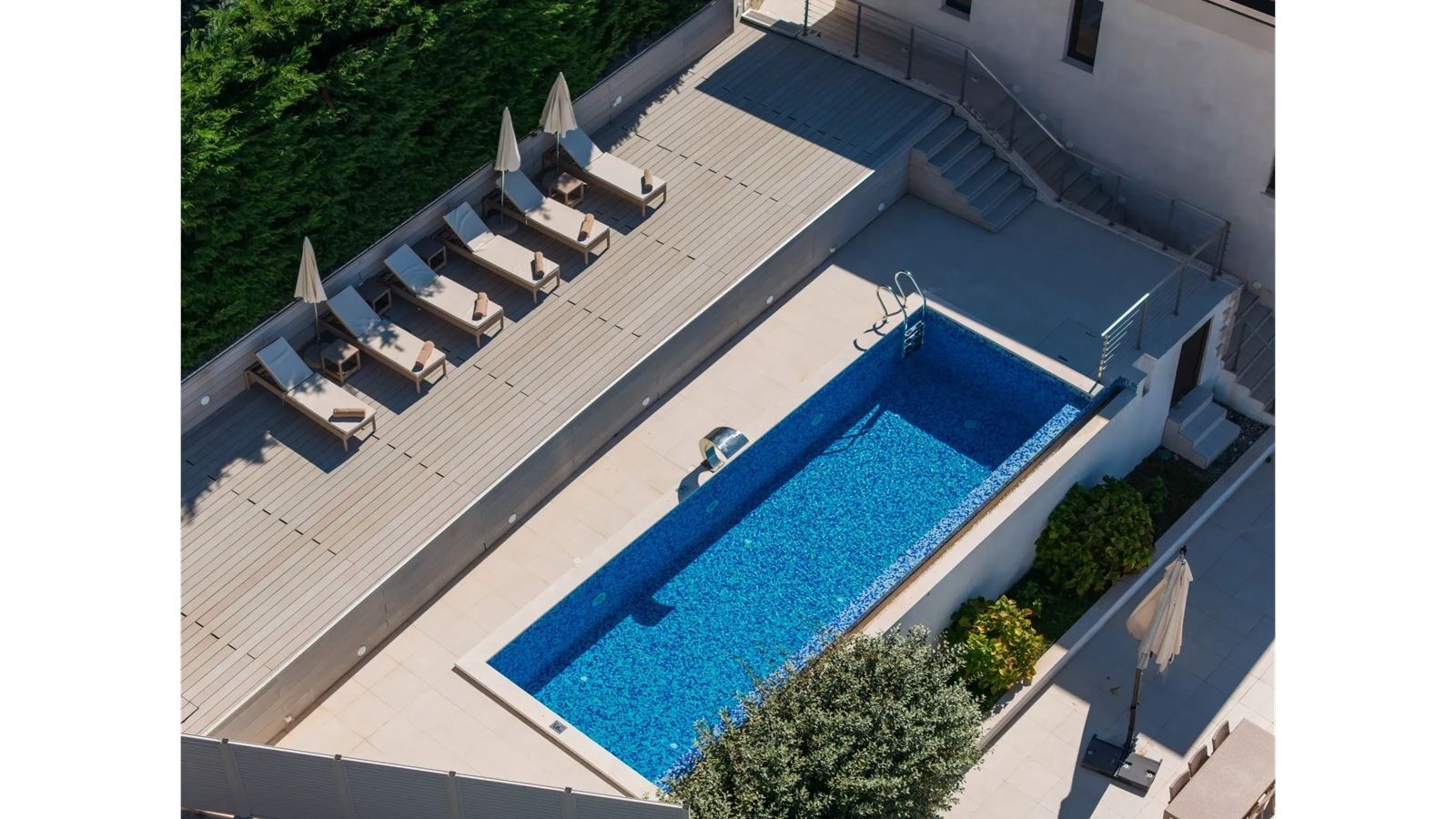 rooms-deluxe-villa-with-private-pool-sea-view