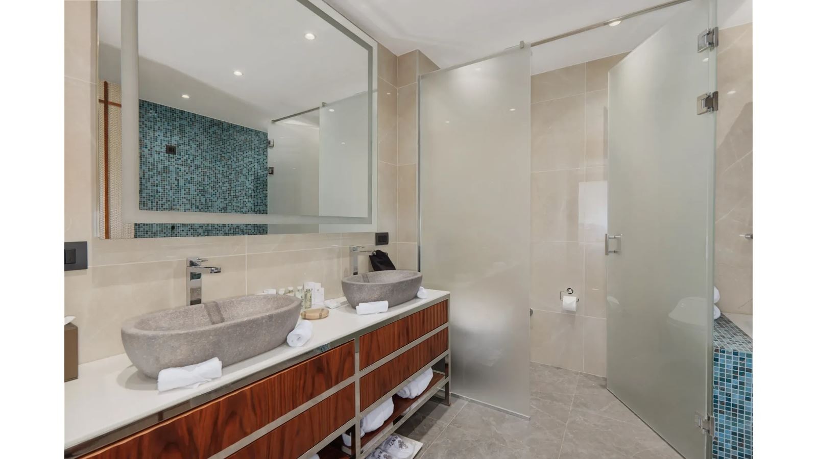 rooms-deluxe-villa-with-private-pool-sea-view