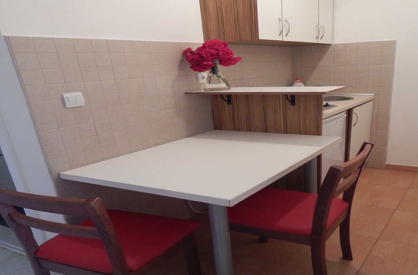 rooms-studio-apartment-02