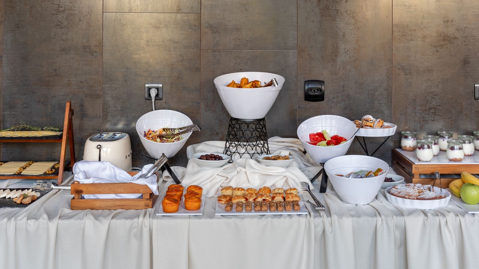 restaurants-eleven-restaurant