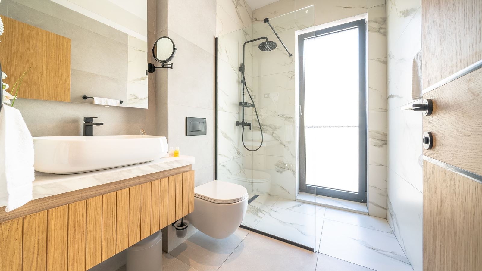 rooms-standard-double-room-block-b